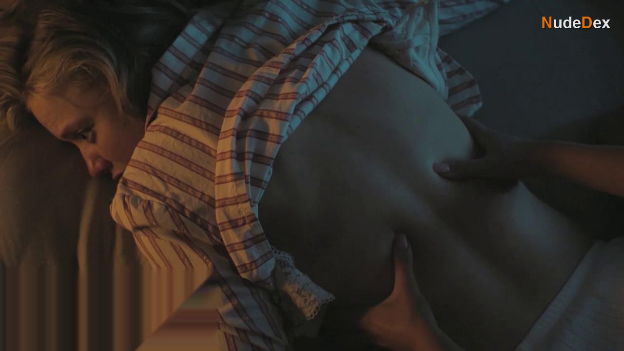 Elli Rhiannon Muller Osborne in Requiem For Selina, photo 10