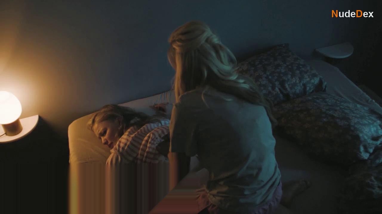 Elli Rhiannon Muller Osborne in Requiem For Selina, photo 50