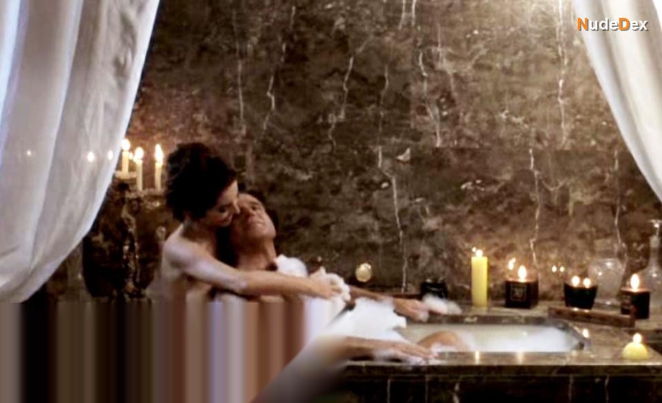 Emanuela Folliero in Merry Christmas, photo 2