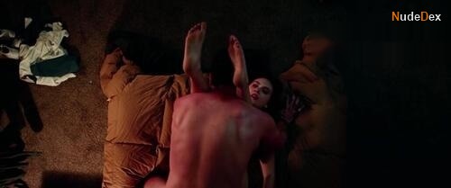 Emilia Jones in Cat Person, photo 18