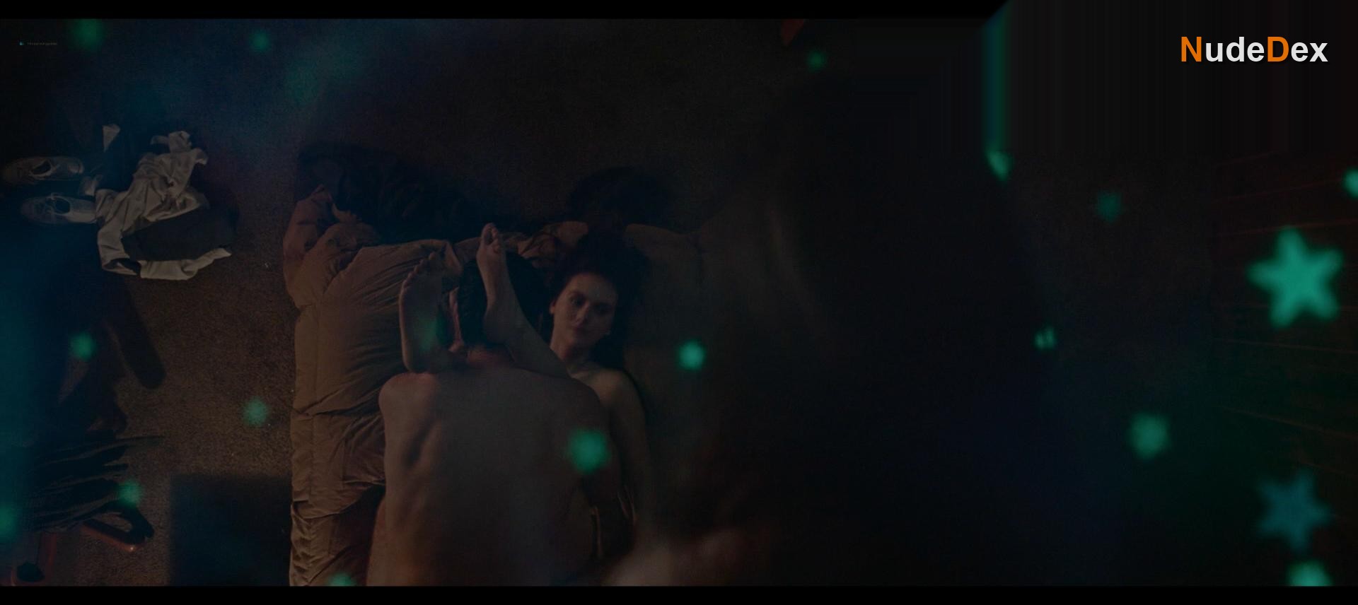 Emilia Jones in Cat Person, photo 19
