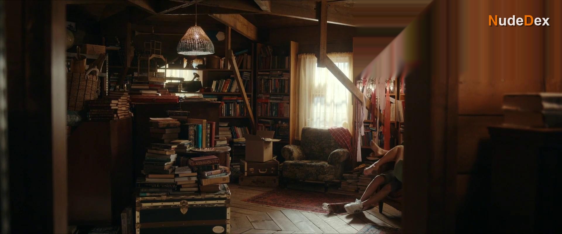 Emily Alyn Lind in We Were Liars, photo 34