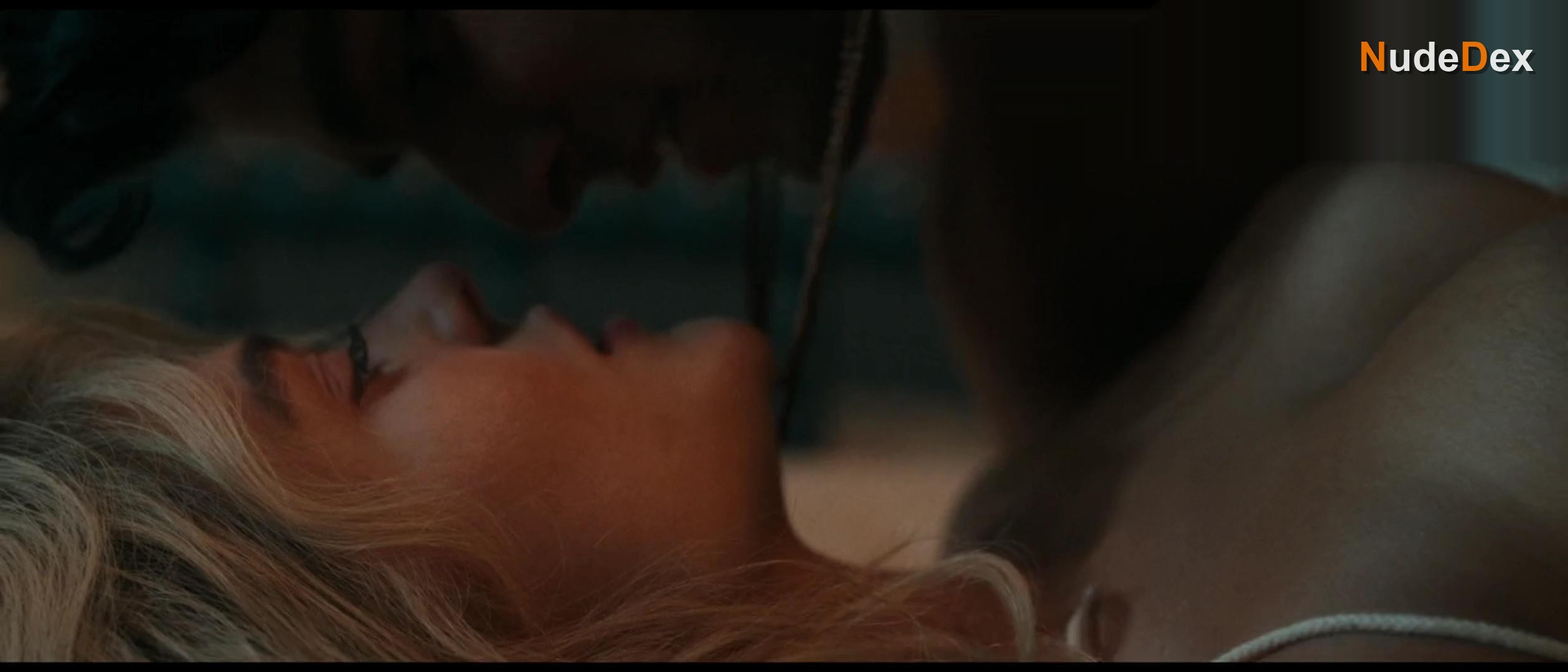 Emily Alyn Lind in We Were Liars, photo 35