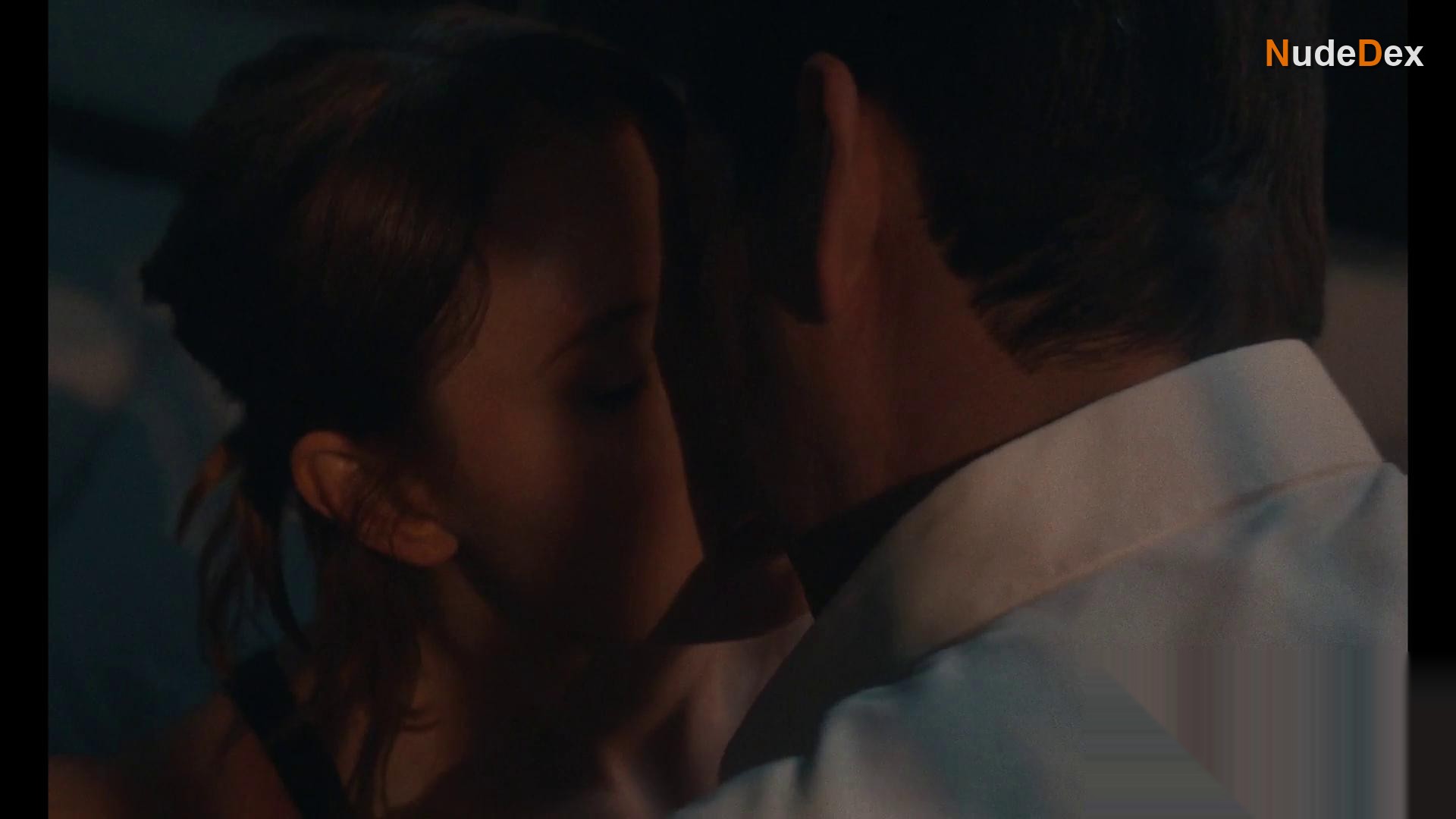 Emily Browning in American Horror Stories, photo 4