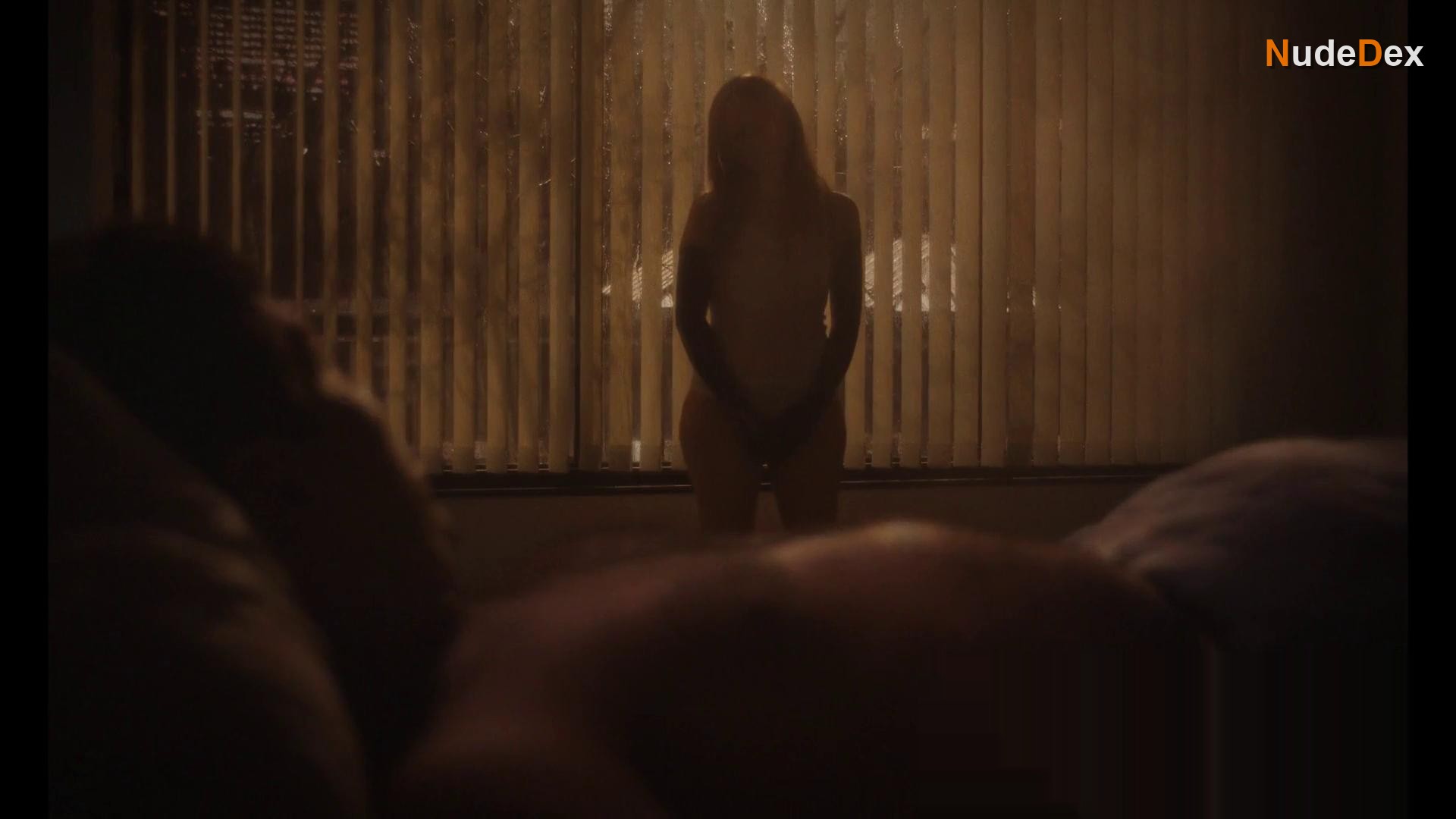 Emily Browning in American Horror Stories, photo 6