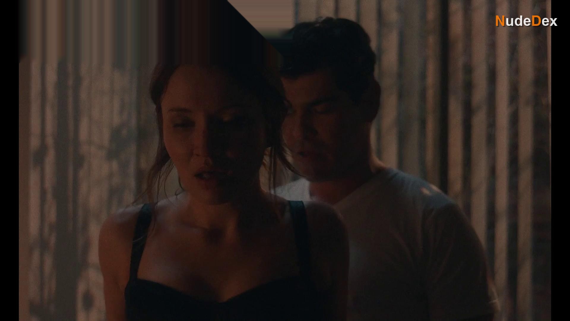Emily Browning in American Horror Stories, photo 8