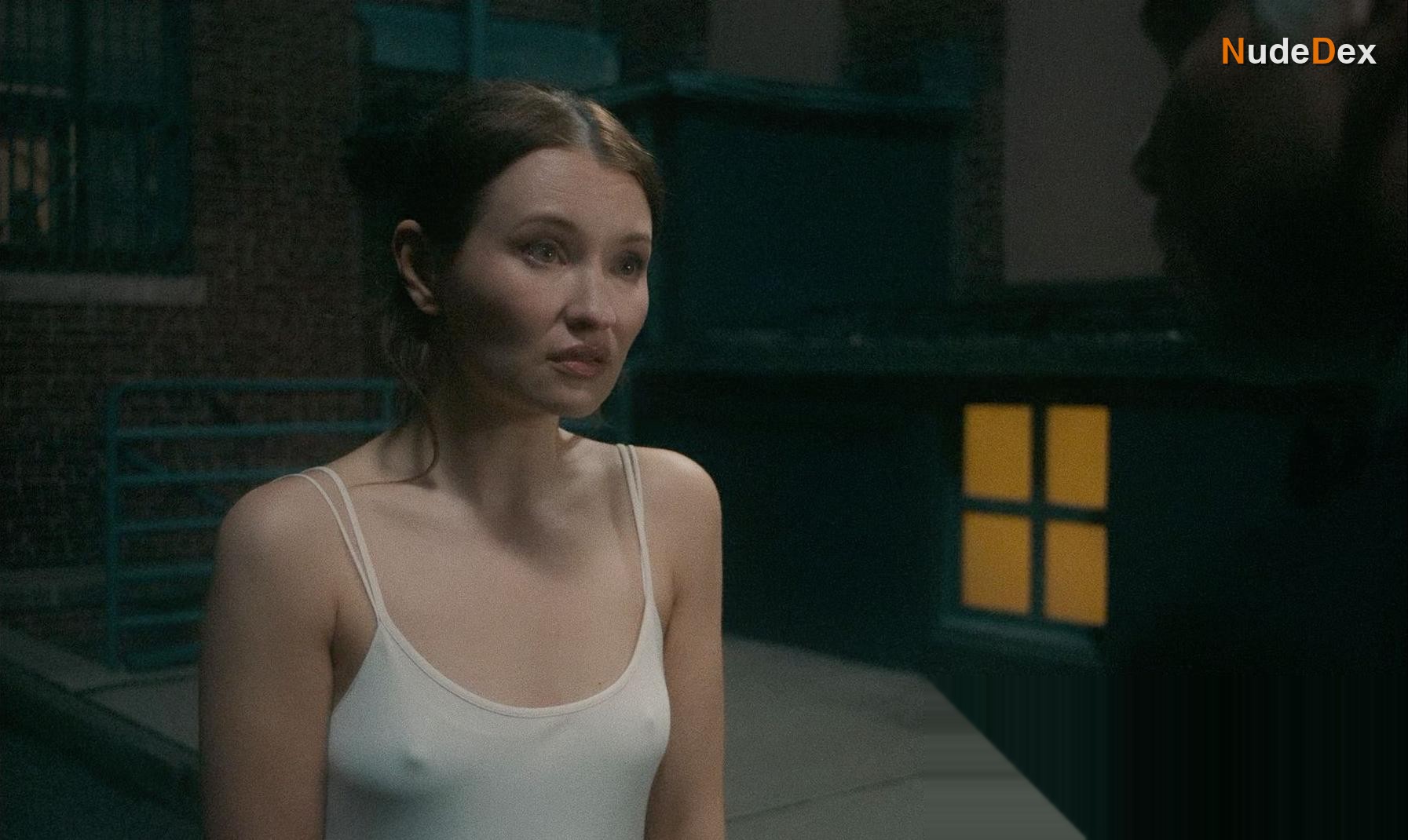 Emily Browning in American Horror Stories, photo 12