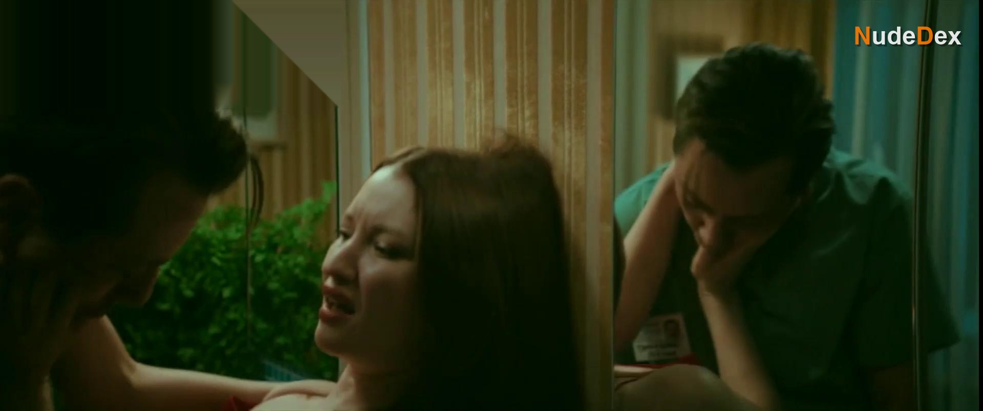 Emily Browning in One More Shot, photo 5