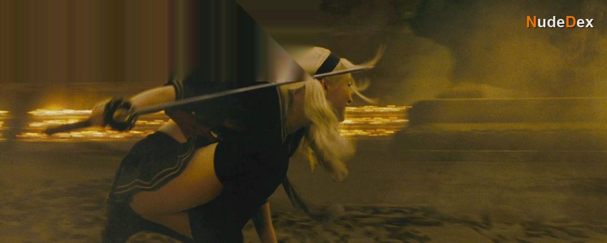 Emily Browning in Sucker Punch, photo 1