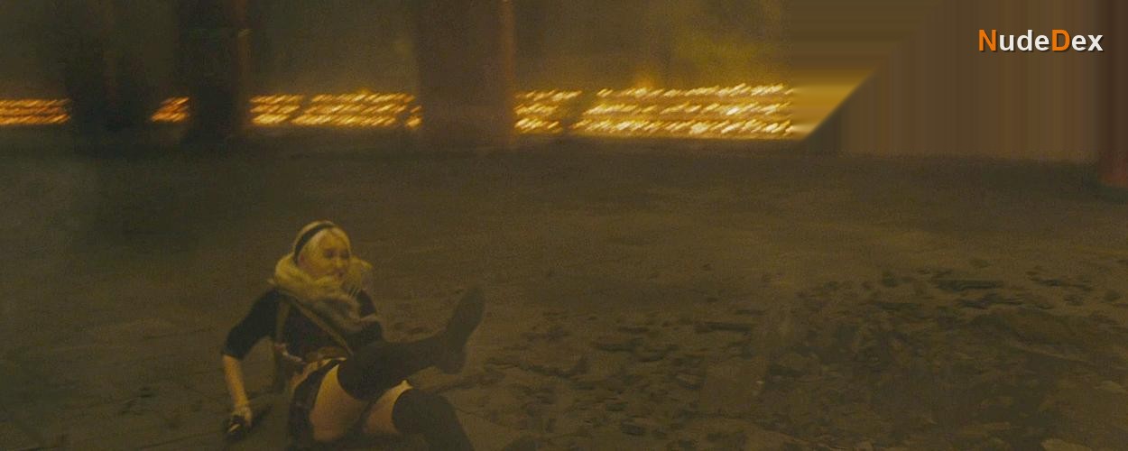 Emily Browning in Sucker Punch, photo 2