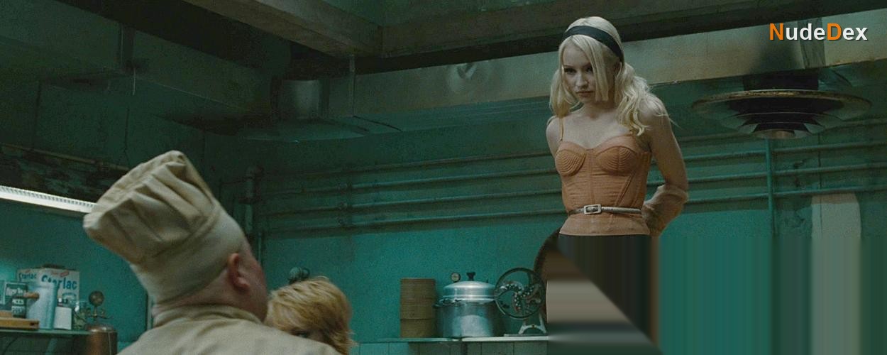 Emily Browning in Sucker Punch, photo 7