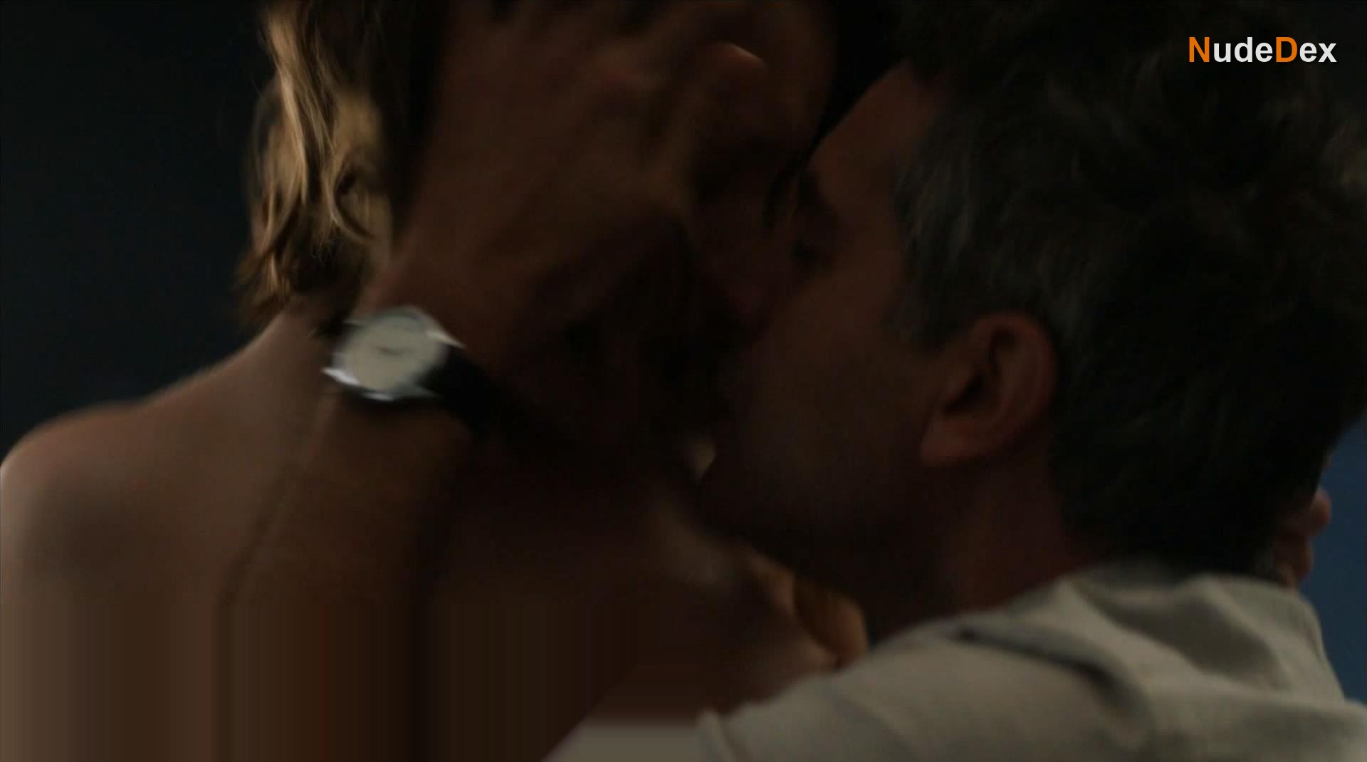 Emily Browning in The Affair, photo 6