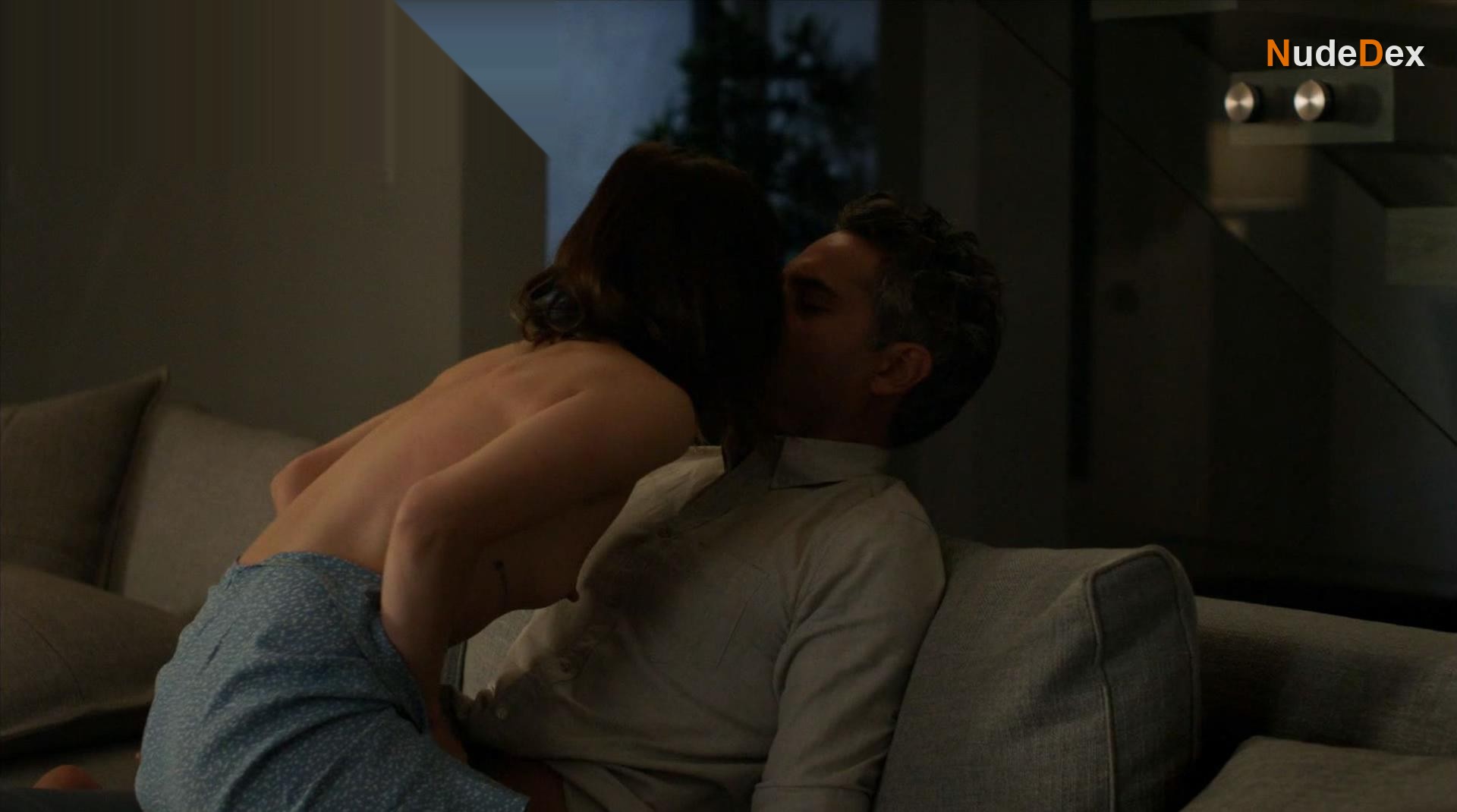 Emily Browning in The Affair, photo 9