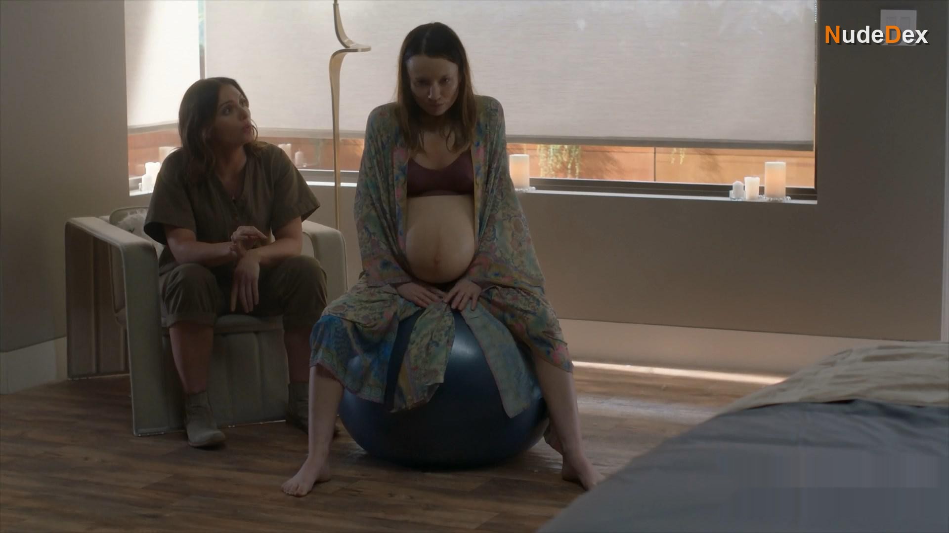 Emily Browning in The Affair, photo 20