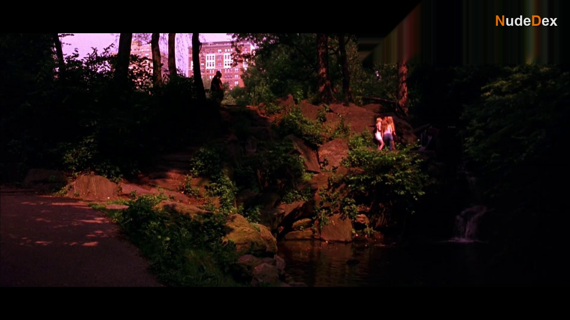 Emily Coker in When Will I Be Loved, photo 4