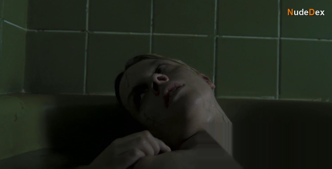 Emily Flain in The Morrigan, photo 1