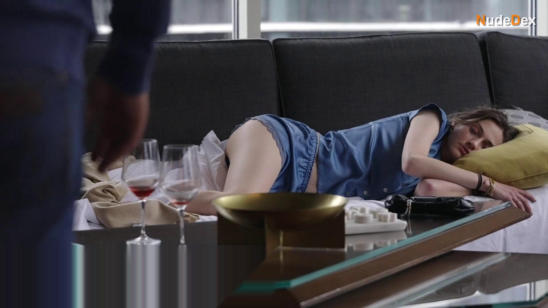 Emily Hall in Wrong Numbers, photo 1
