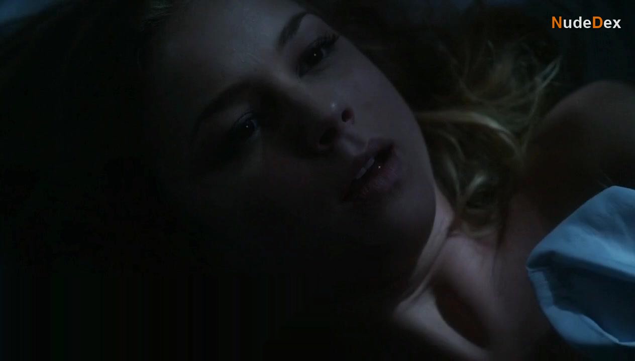 Emily Vancamp in Revenge, photo 15