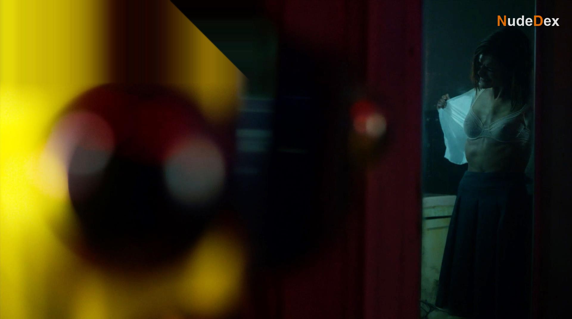 Emma Greenwell in The Rook, photo 8