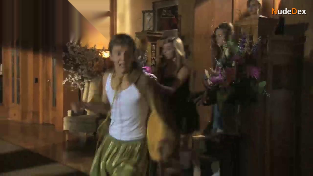 Emma Lahana in Ratko: The Dictator's Son, photo 14