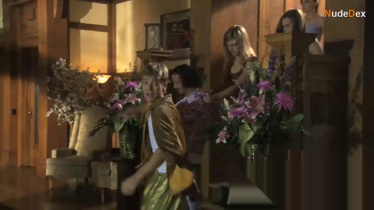 Emma Lahana in Ratko: The Dictator's Son, photo 17