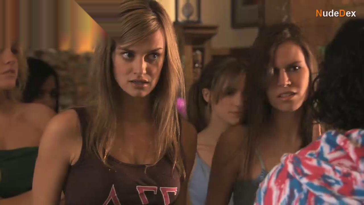 Emma Lahana in Ratko: The Dictator's Son, photo 22