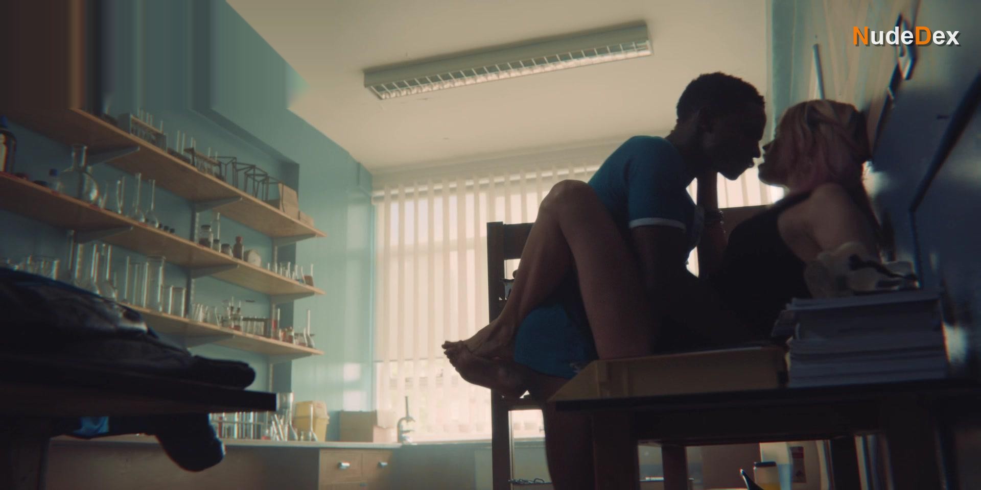 Emma Mackey in Sex Education, photo 9