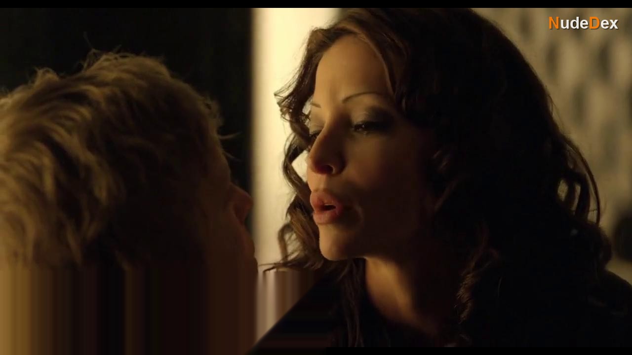Lost Girl in Lost Girl, photo 4