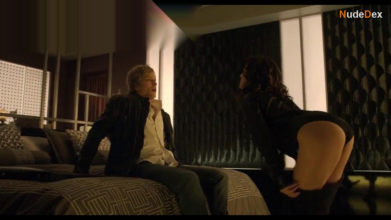 Lost Girl in Lost Girl, photo 6
