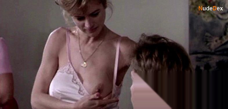 Emma Suarez in Kisses For Everyone, photo 6