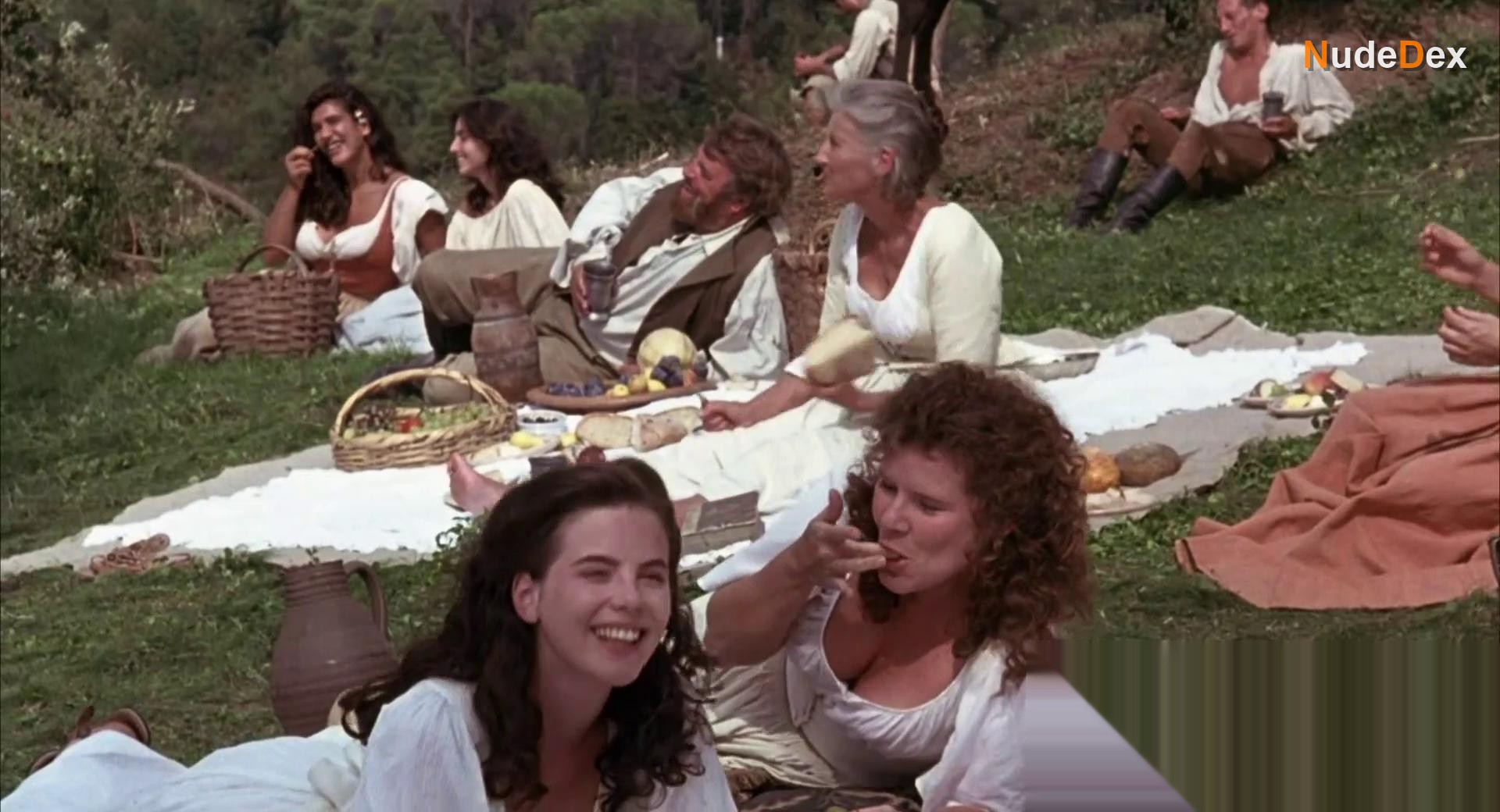 Emma Thompson in Much Ado About Nothing, photo 1