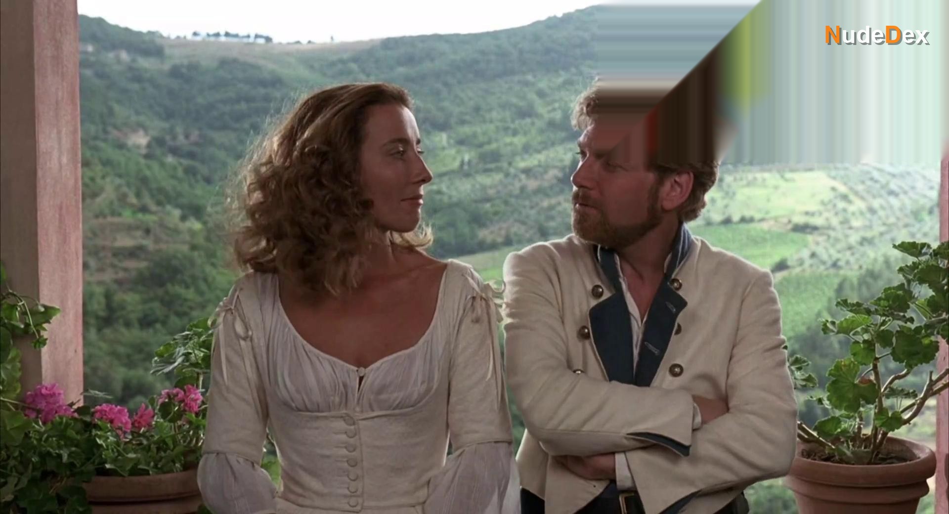 Emma Thompson in Much Ado About Nothing, photo 3