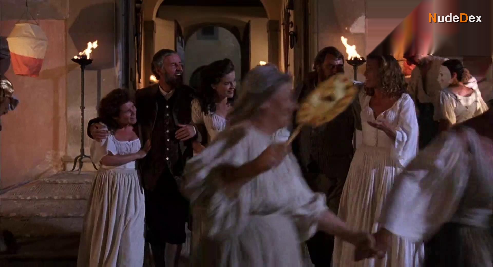 Emma Thompson in Much Ado About Nothing, photo 11
