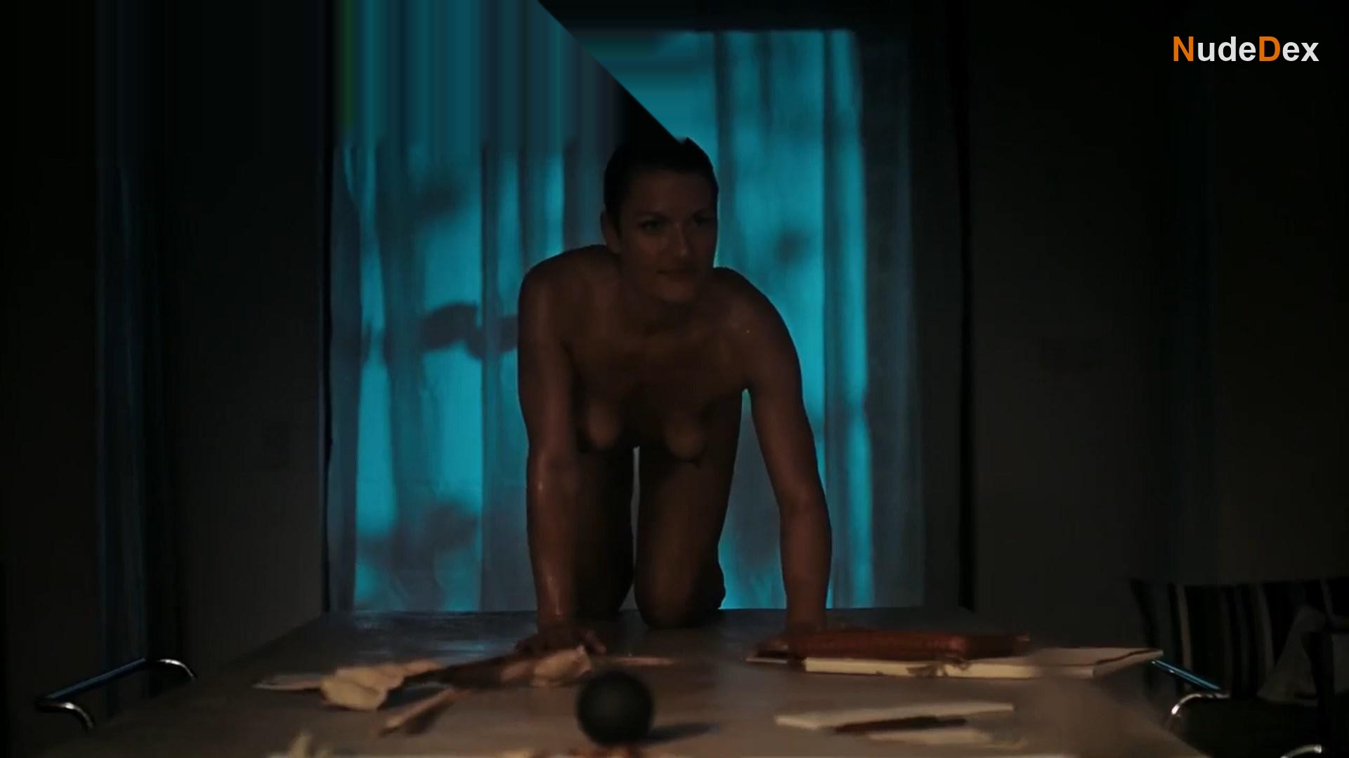 Emma Wild in Unlocked, photo 7
