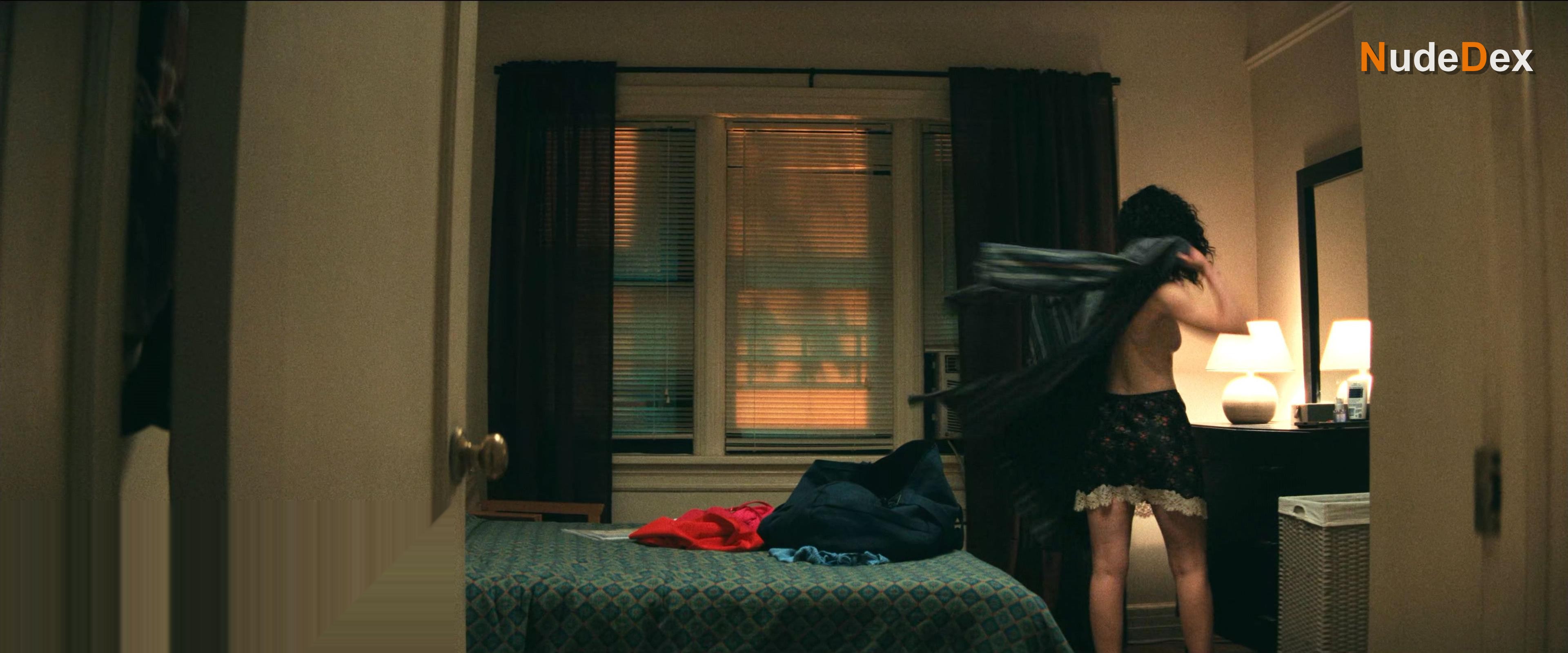 Emmy Rossum in Furious, photo 4
