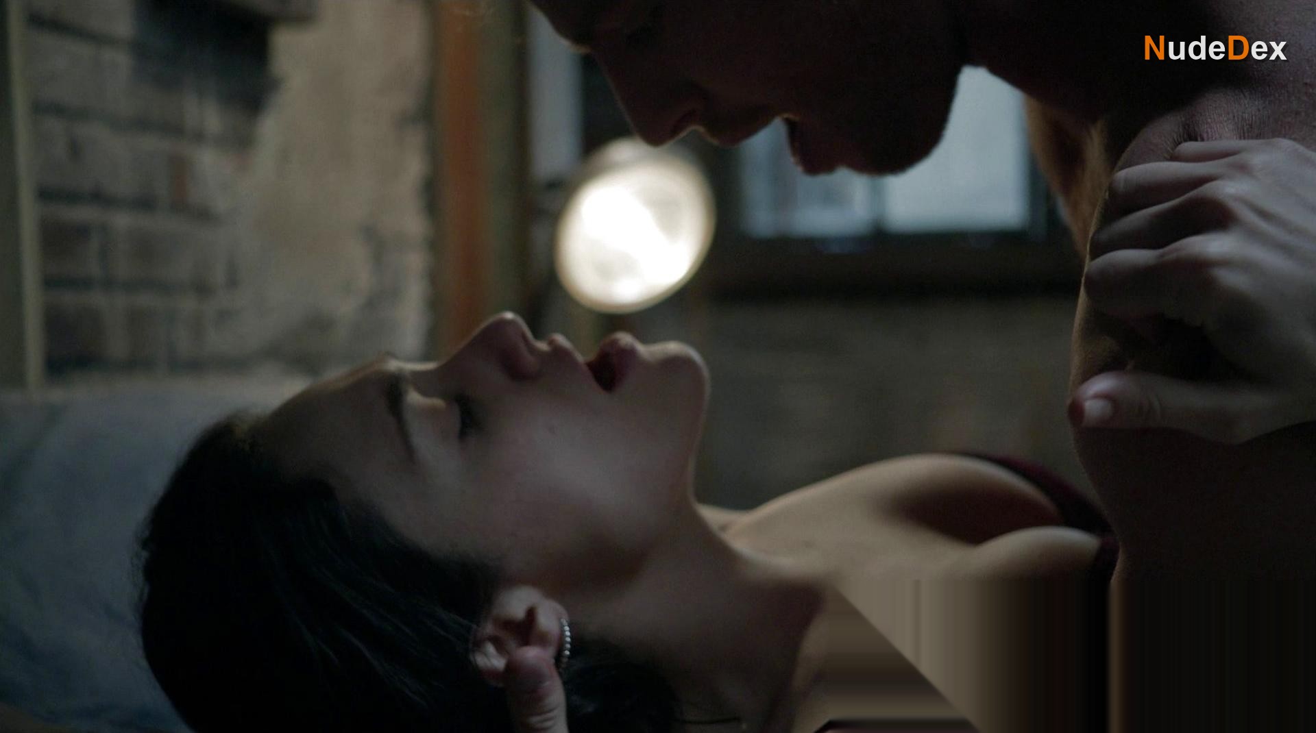 Emmy Rossum in Shameless, photo 13