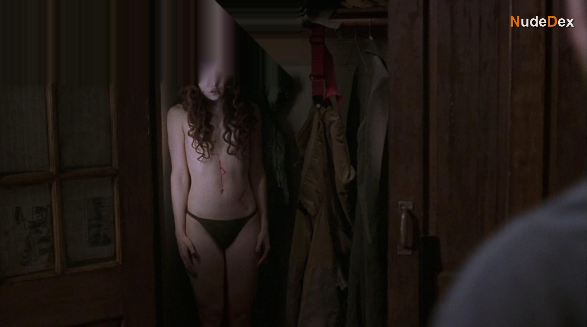 Erica Leerhsen in Blair Witch 2, photo 2