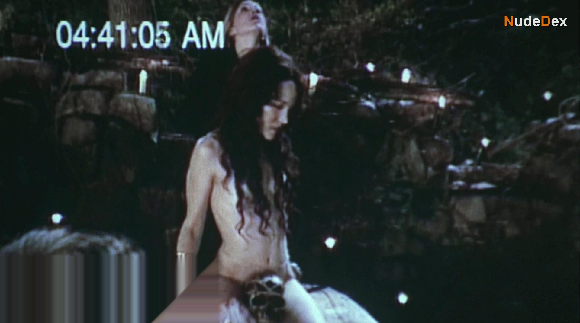Erica Leerhsen in Blair Witch 2, photo 6