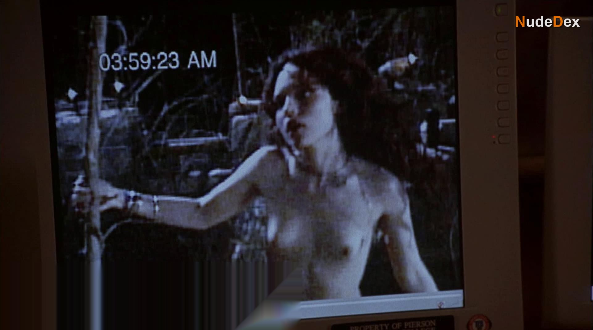 Erica Leerhsen in Blair Witch 2, photo 7