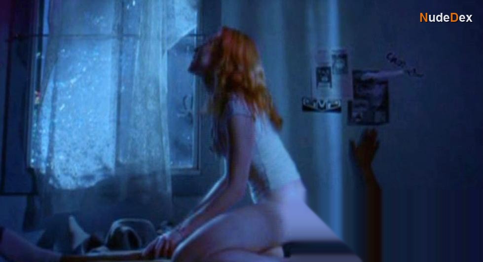 Erica Leerhsen in Little Athens, photo 5