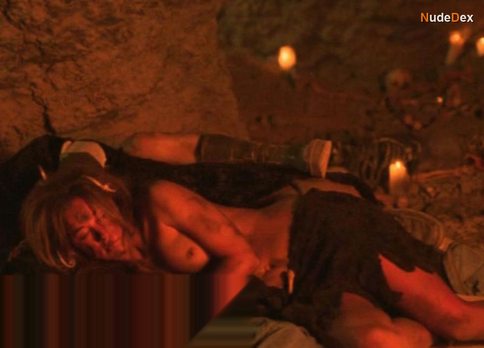 Erica Roby in Hillside Cannibals, photo 3