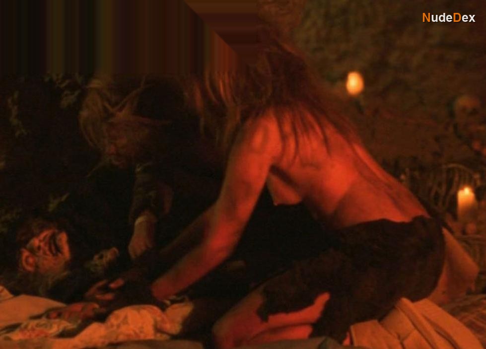 Erica Roby in Hillside Cannibals, photo 7
