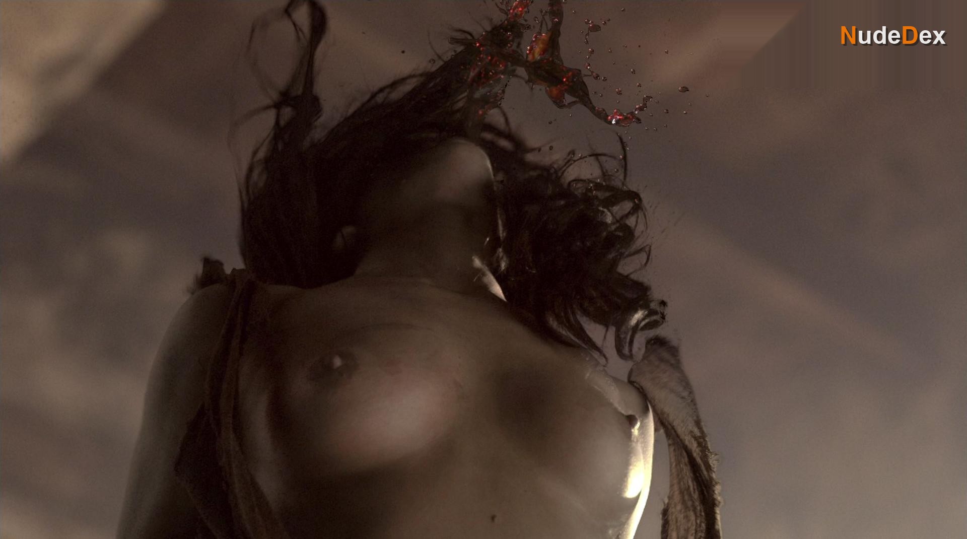 Erin Cummings in Spartacus, photo 20