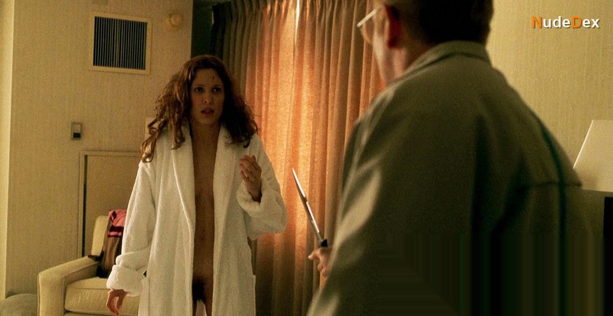 Erin Daniels in One Hour Photo, photo 3