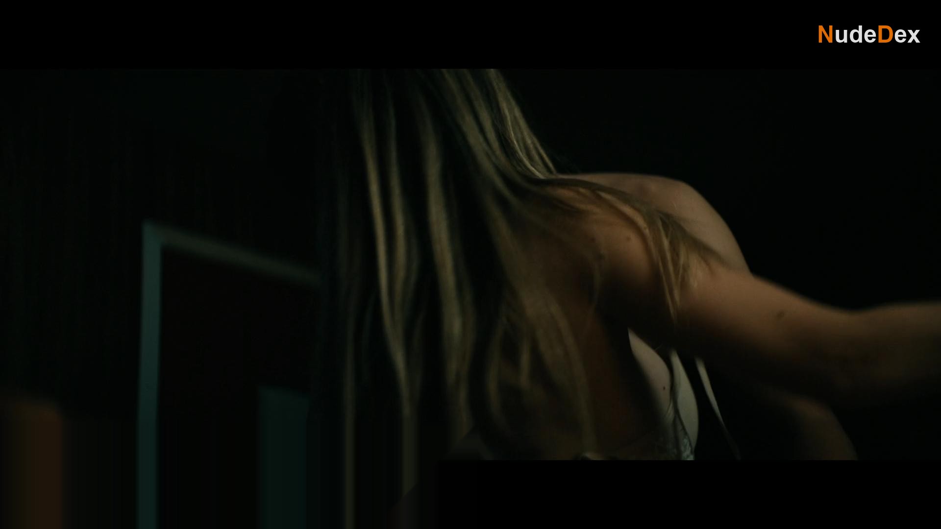 Erin Moriarty in The Boys, photo 20