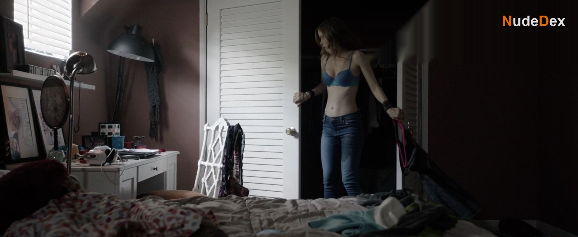Erin Moriarty in Within, photo 1