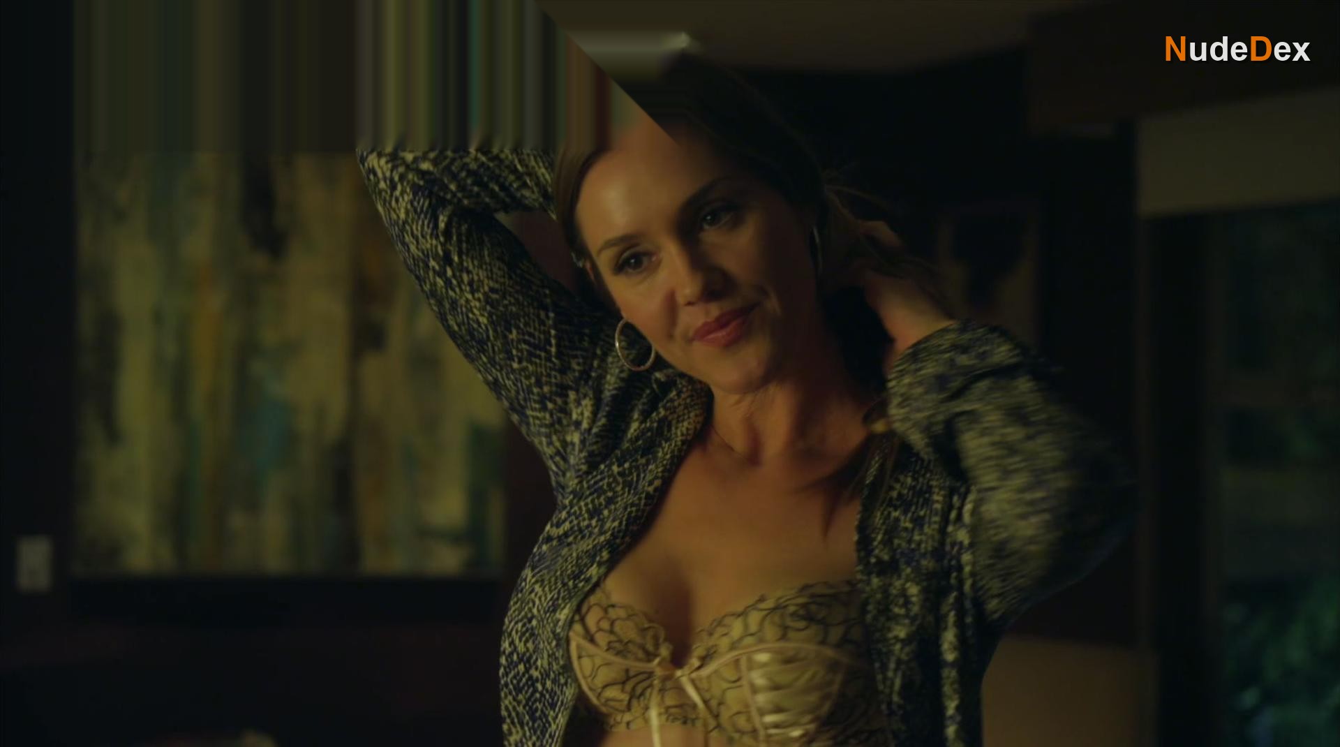 Erinn Hayes in Sharon 1 2 3, photo 1
