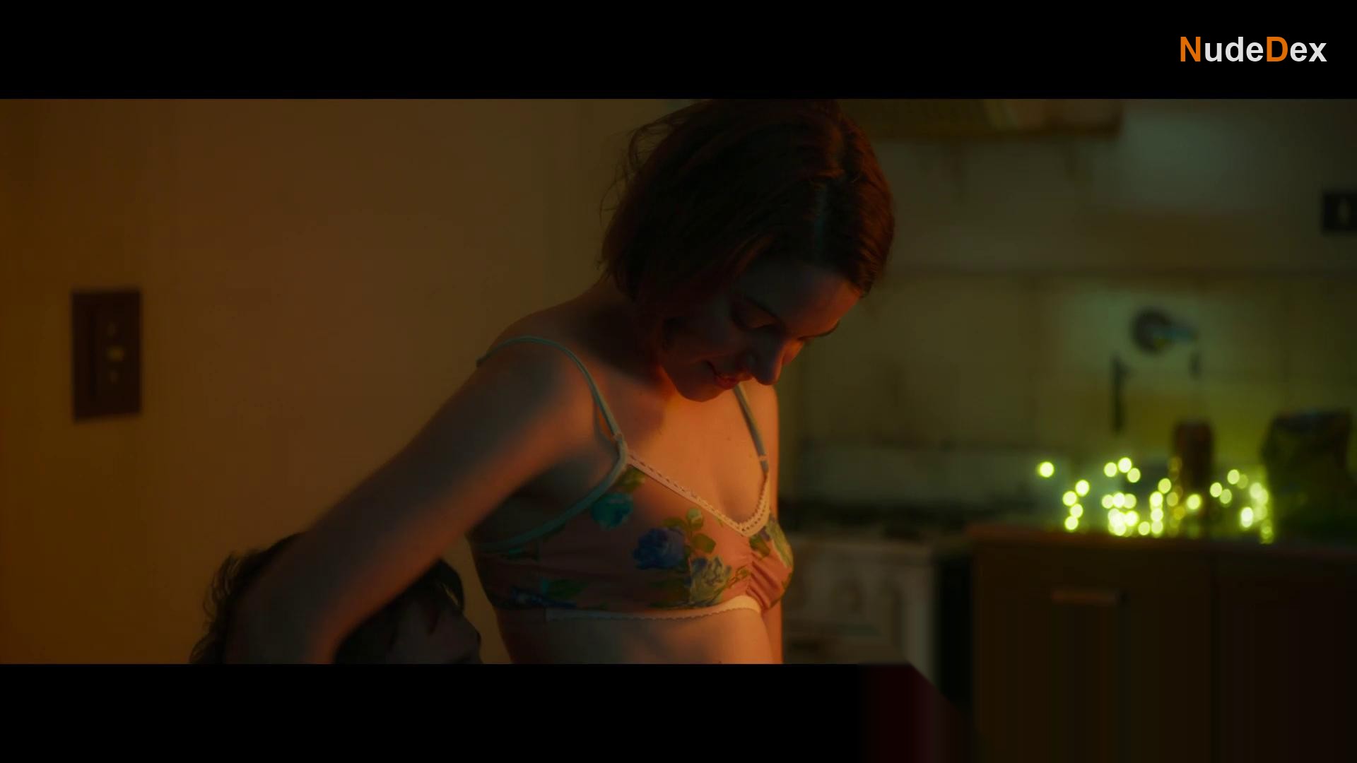 Estefania Nicolo in Vera And The Pleasure Of Others, photo 13
