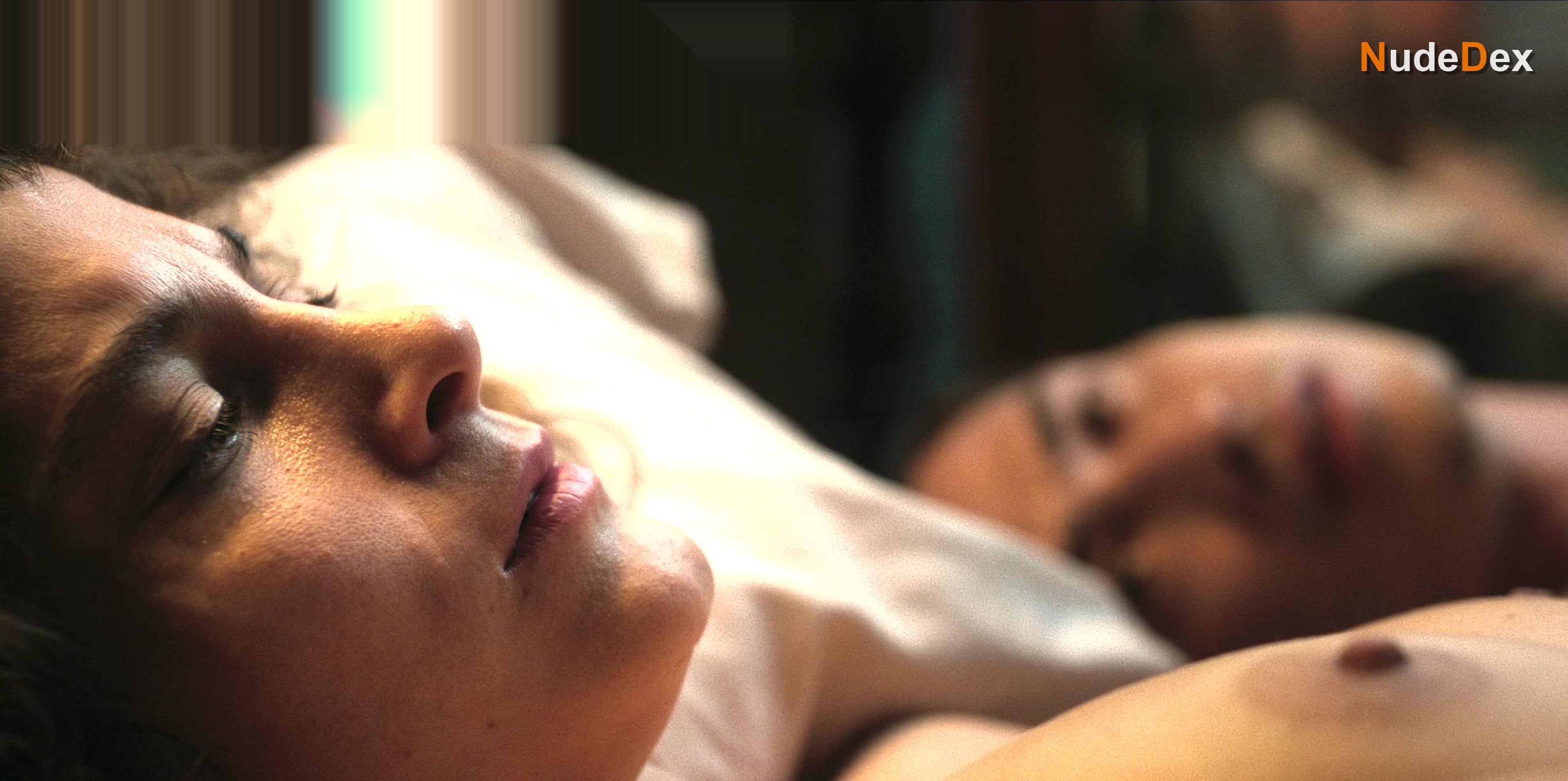 Estefania Pineres in Delirium, photo 13