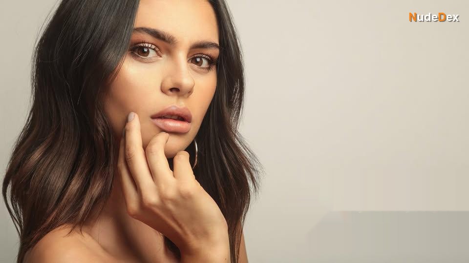 Estefania Rios in La Rosa De Guadalupe, photo 8